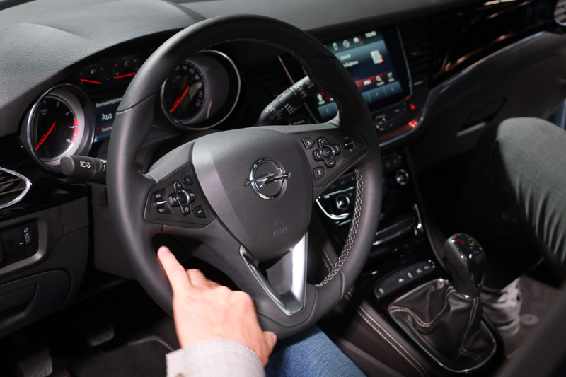 Illustration for article titled The New Opel Astra Is Cool In Case You're Wondering What GM Europe Does